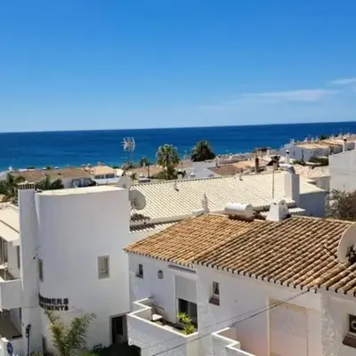 Seaview Apartment 100m from beach
