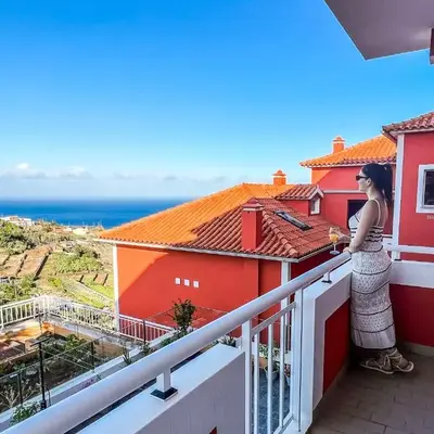 The Pink Villa - Holidays in Madeira Island