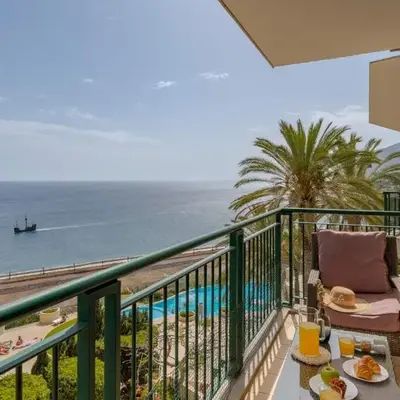 Vila Formosa II by An Island Apart