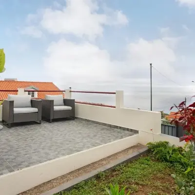 Simão House