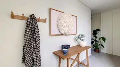 a room with a table and a picture on the wall at Villa Obra-Prima by LovelyStay in Funchal