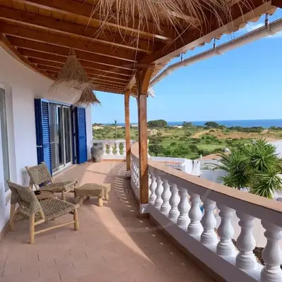 Exklusive Luxusvilla - Meerblick - beheizter Pool