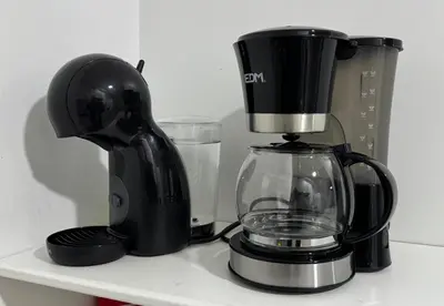 a coffee maker and a blender on a shelf at Alforra Residence 1-T2-centro-praias-Levadas in Câmara de Lobos