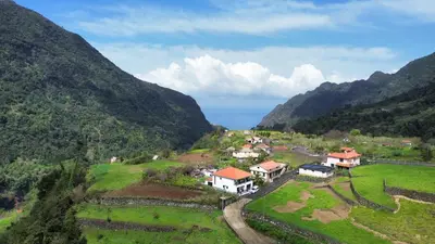 an aerial view of a village in the mountains at Mountain retreat in Boaventura