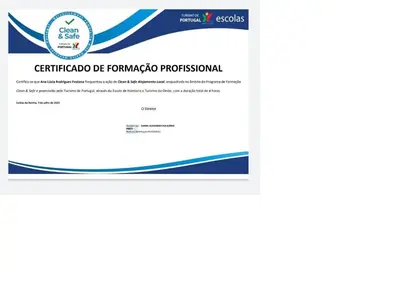a label for a product ofctrinated deformed dominootaotaoren at Herdade do Pedregal in Ponta do Pargo
