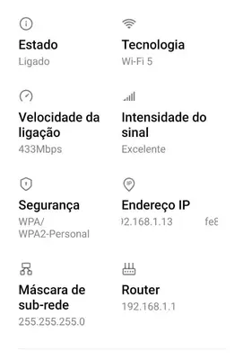 a screenshot of a cell phone with the names of different languages at Refúgio do Seixal in Seixal