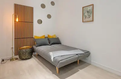 a bedroom with a bed in a room at gate15 in Machico