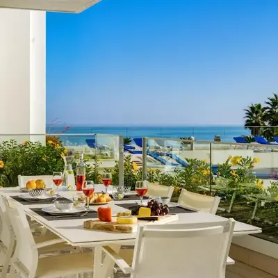 ValMar Ocean and Pool View Apartment