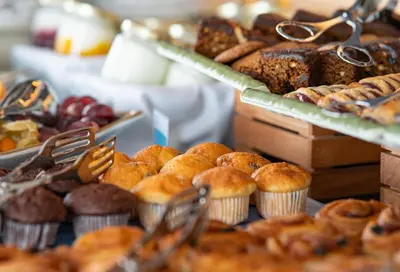 a display of pastries and other baked goods in a bakery at Doca Seca & Casca de Uva in Porto Moniz