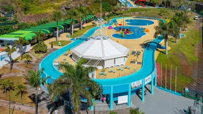 an empty water park with a water slide at Casa do sol in Santa Cruz