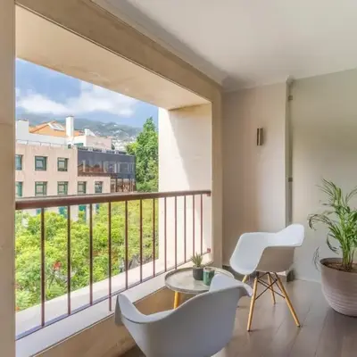 Stay In Avenue Arriaga 10