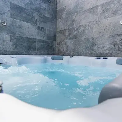 Star House -Jacuzzi & Aircon