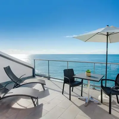 The Wave House - Oceanfront
