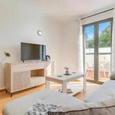 Estetania Apartment by AH
