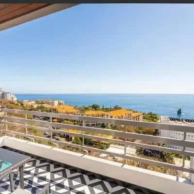 Island Time Studio with Sea View