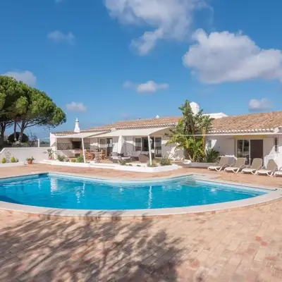 Spacious villa with sea view