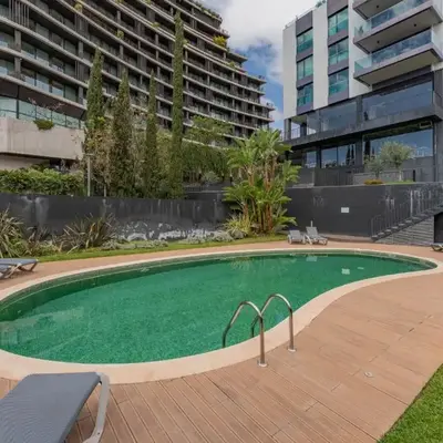 FLH Funchal Elegant Apartment with Pool & Balcony