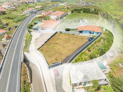an aerial view of a road next to a street at Casa de Campo Serrão in Calheta