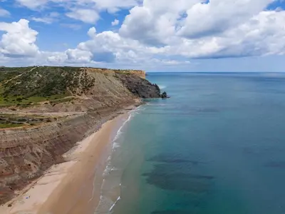 an aerial view of a beach and the ocean at Casa N.º 1 in Luz