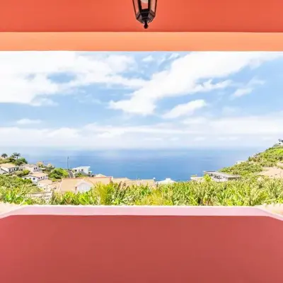 Amendoeira Residence by Homie