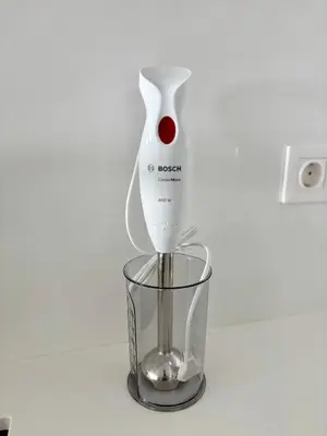 a white electric blender sitting on top of a container at Dream Home - everything you deserve! in Funchal