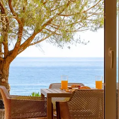 The Oceanfront Villa Luz VR114