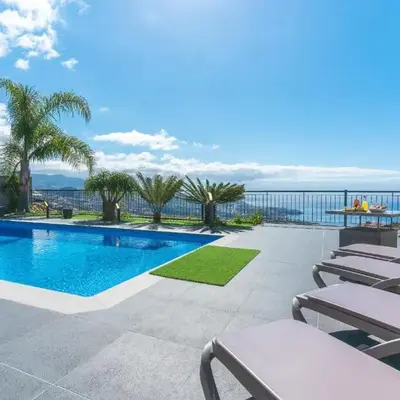 Palm Paradise Villa by AH