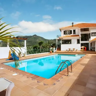 Traveller's House