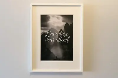 a picture frame on a wall with the words incentive very afraid at Titou Apartment Sea View in Santa Cruz