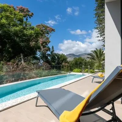 Acqua Sensation Suites by LovelyStay