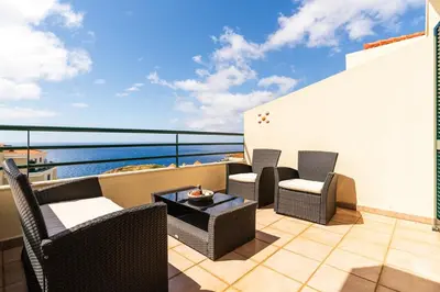 Gallery image of Sun & Ocean view apartment in Caniço