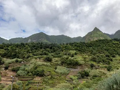 a view of a valley with mountains in the background at Til s Place in São Vicente