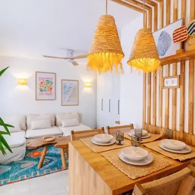 Casa Phoebe - NEW Renovated Burgau Apartment Sleeps 5 - Beach 1 min