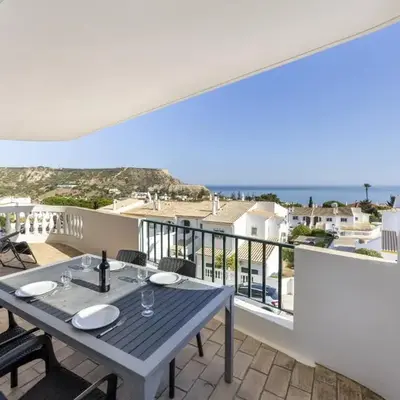 CoolHouses Algarve Luz