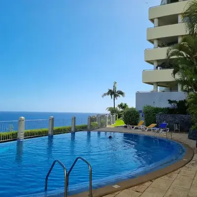 A Dream on the Cliff