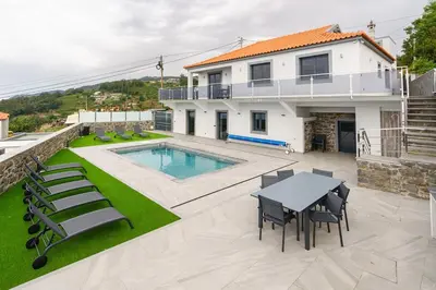 Gallery image of Sunny Side I Free heated pool in Tábua