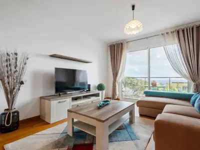 Gallery image of Island Comfort - Tamariz Apartment in Santa Cruz