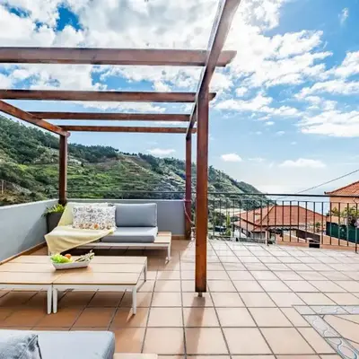 Quinta do Checa by Homie