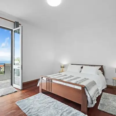 Caniço Seaview House