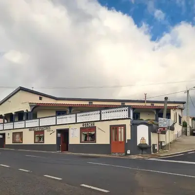 Abrigo dos Prazeres Guesthouse by Mth