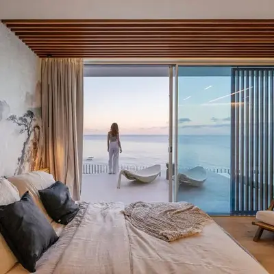 Aurora Residence - Ultra Luxury Ocean Cliff Edge Retreat
