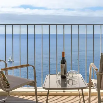 Premium apartment panoramic seaview AtlanticFrame