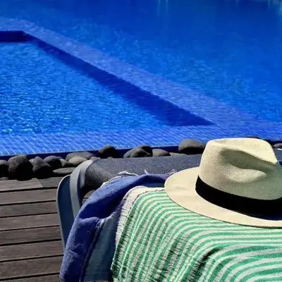 Piscina fantástica no centro da cidade!