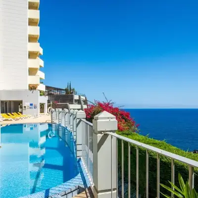 The Cliff Side Apartment