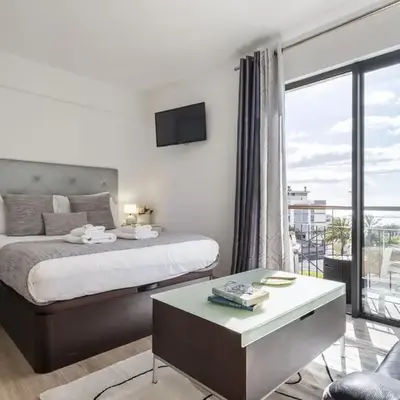 Forum Ocean View 4B by Homie
