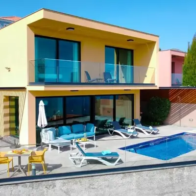 Eden Sun - A Modern Luxury Villa with a Panoramic View