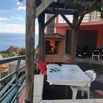STUDIO'S HOUSE