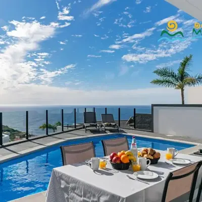 OurMadeira - Calheta Charm