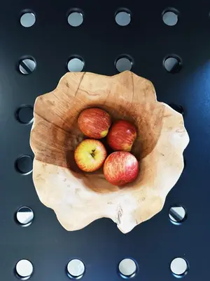 a bowl of fruit on a table in a room at THE L lodge, ocean view private garden Cottage in Ribeira Brava