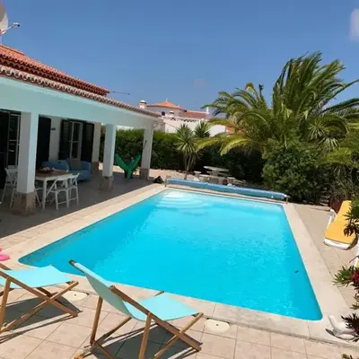 Holiday villa with pool near the ocean